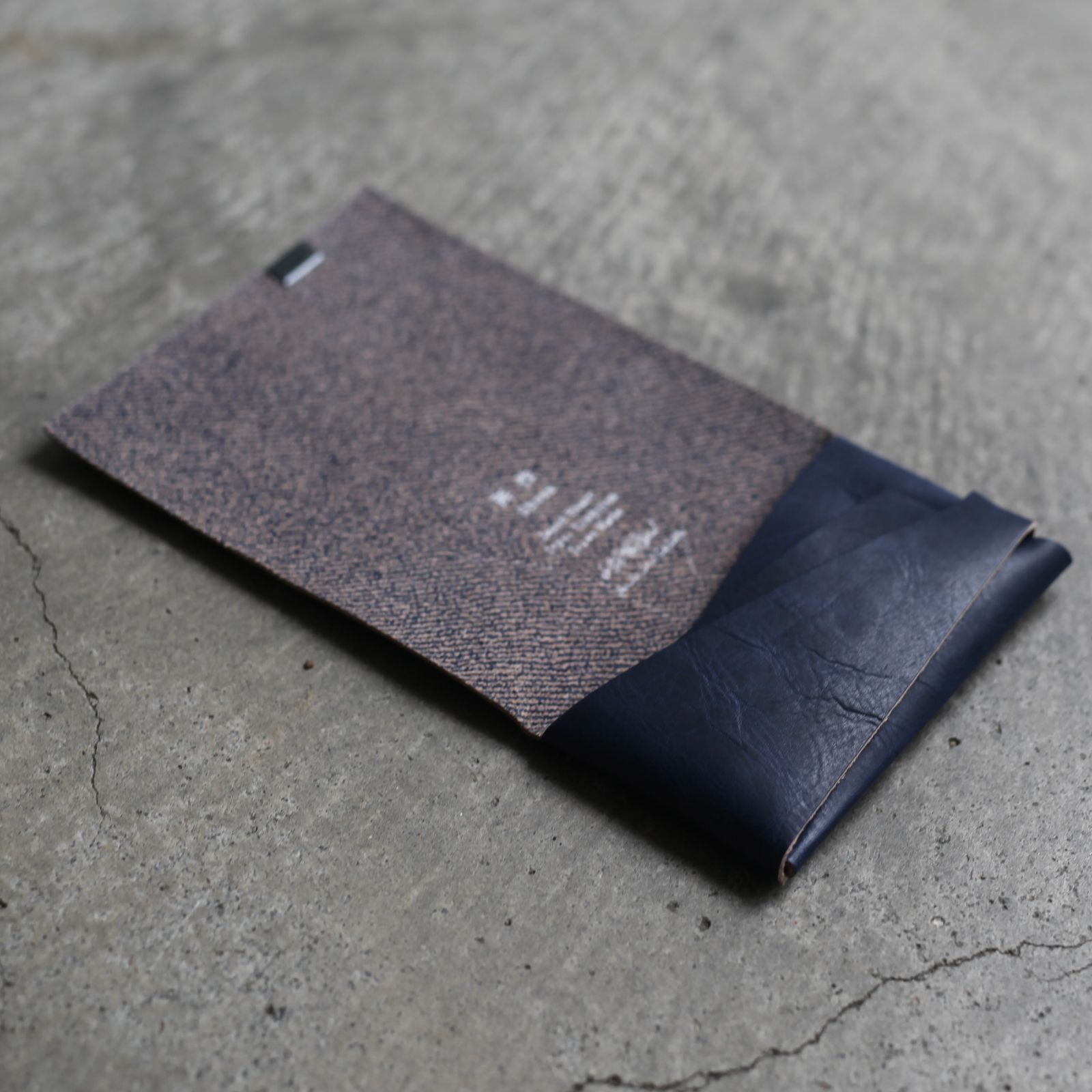 【残り一点】カードケース