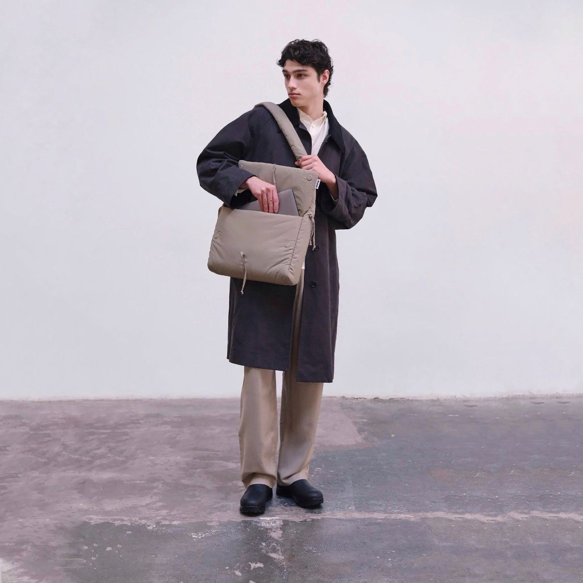 OLEND - 【残り一点】Large Nina Bag | ACRMTSM ONLINE STORE