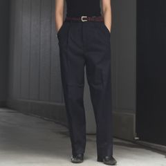 【再販売通知受付可能】One Tuck Chino Trousers