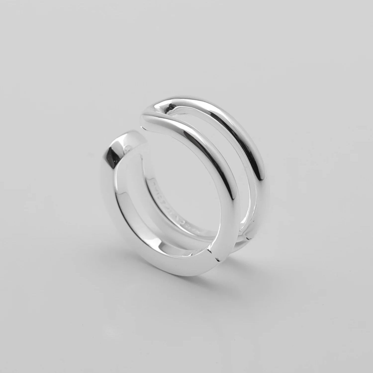 【残り一点】⚪︎◻︎ Loop Ear Cuff