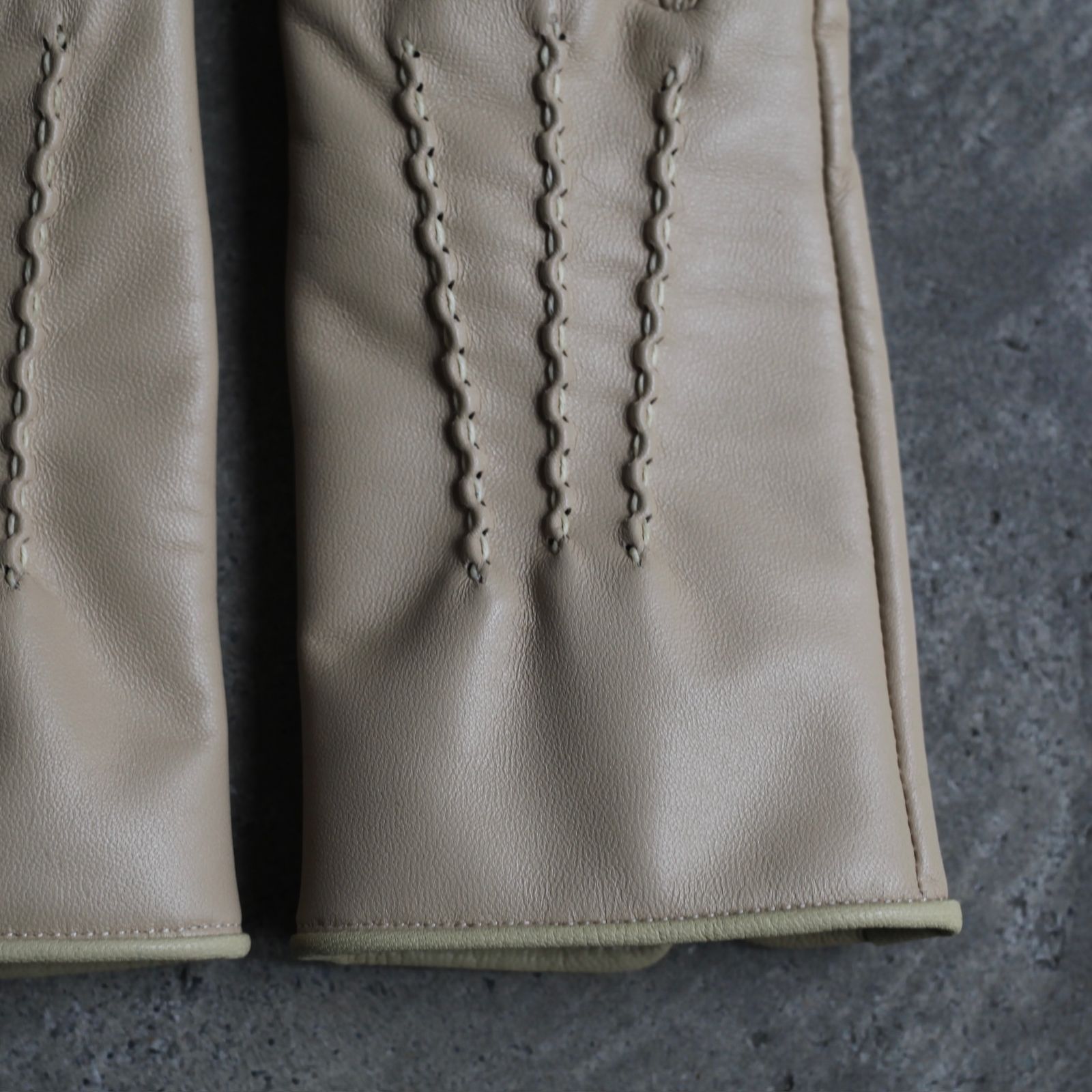 【残り一点】Dress Gloves