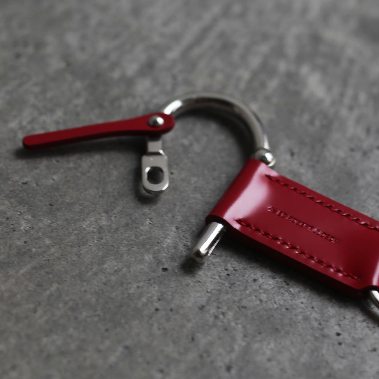 【残り一点】Karabiner Buckle Key Holder(CORDOVAN)