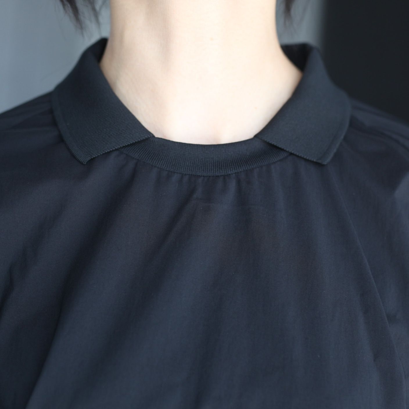 【残りわずか】Windproof Nylon Collared Uniform