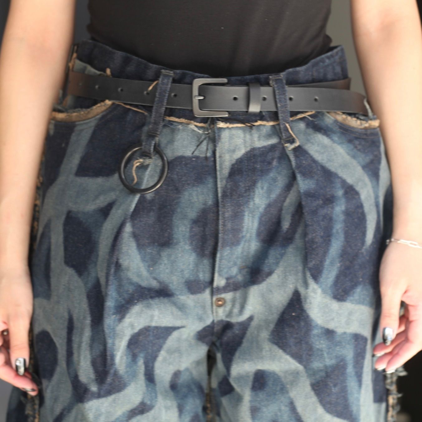 【残り一点】Slash Seam Twist Buggy Jeans(SHADOW ASAT)