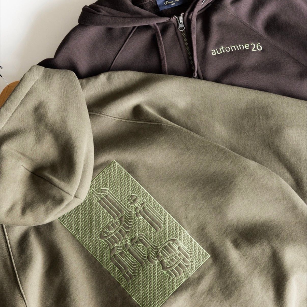 【残り一点】Grid Zip Hoodie