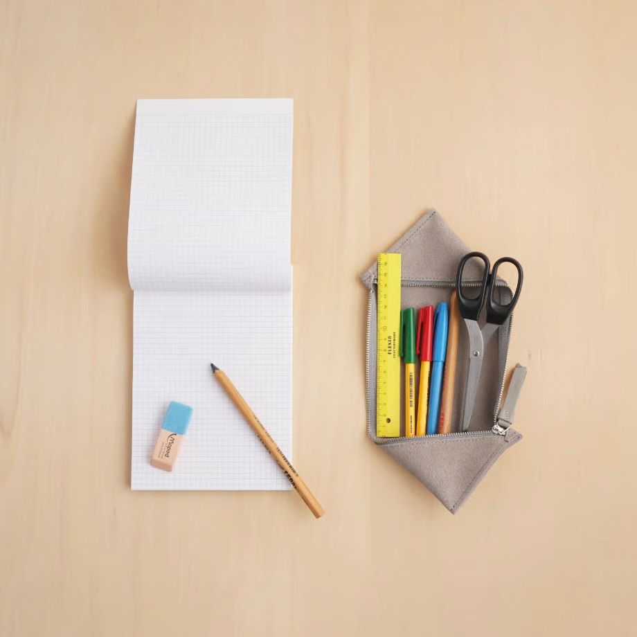 【再販売通知受付可能】Spiral Pen Case