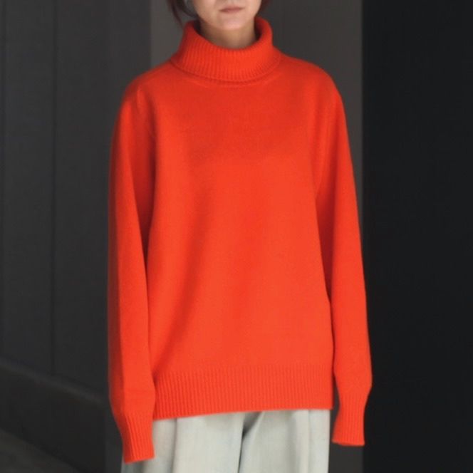 【残り一点】Extra Fine Wool Warm Knit Turtle Neck LS