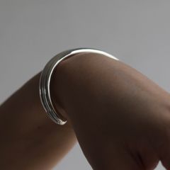 【お取り寄せ注文可能】Line Bangle