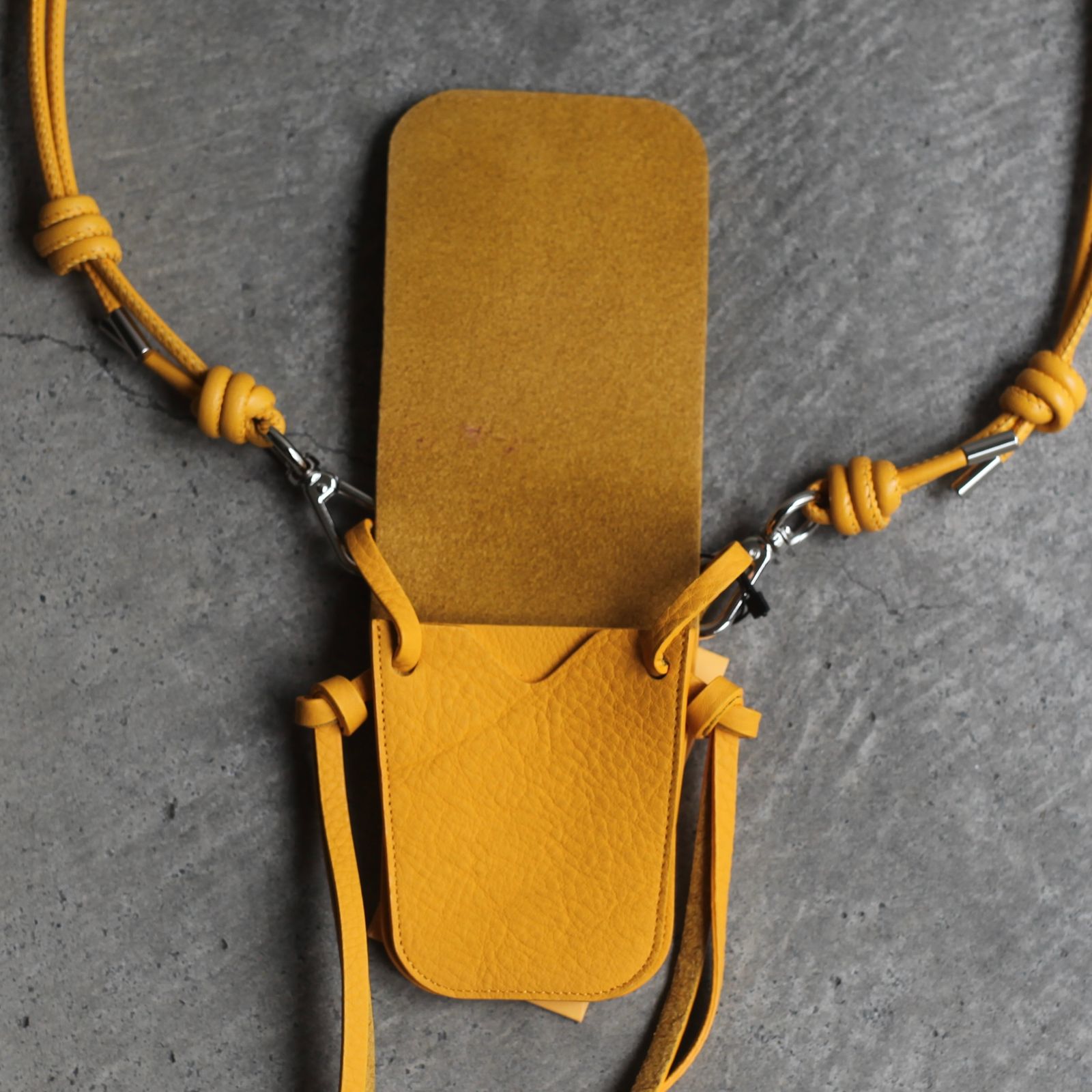 【残り一点】Herrie Tiny Medicine Pouch(DIPLO SKY)