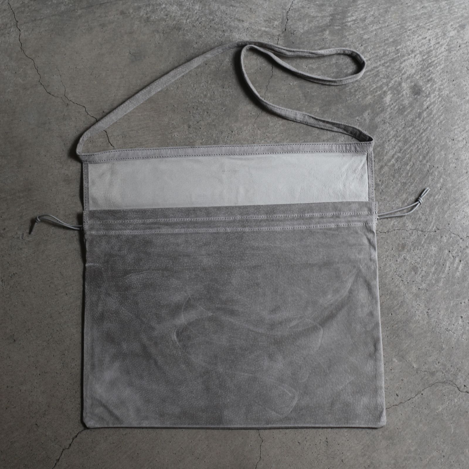 【残りわずか】Red Cross Bag Big(LIGHT GRAY)