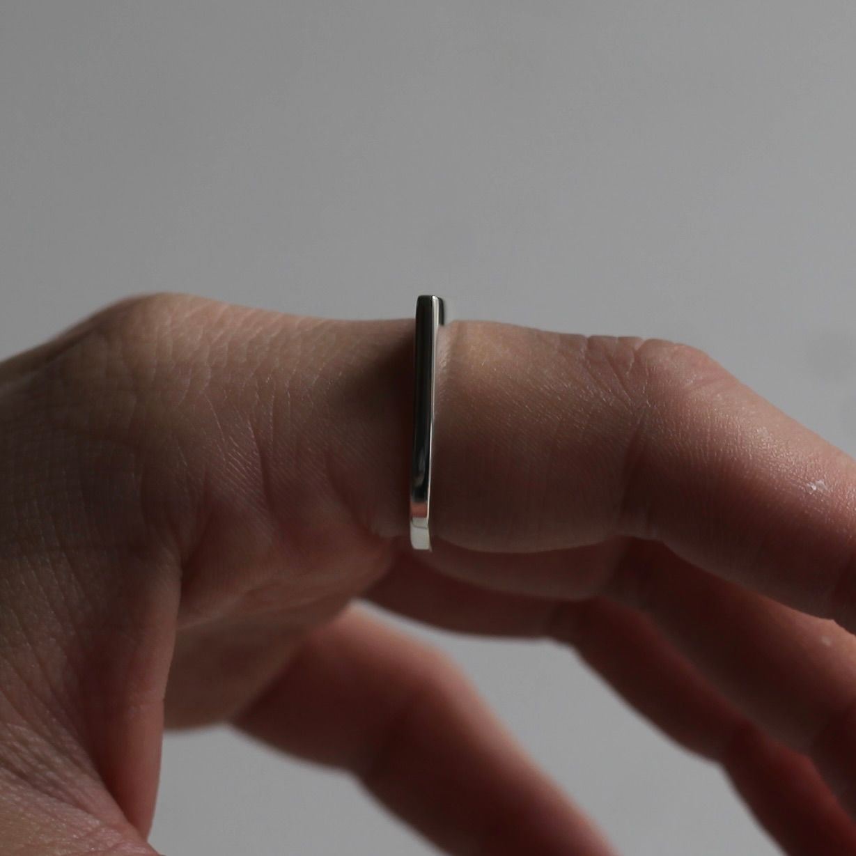 【残り一点】Flat Wave Ring