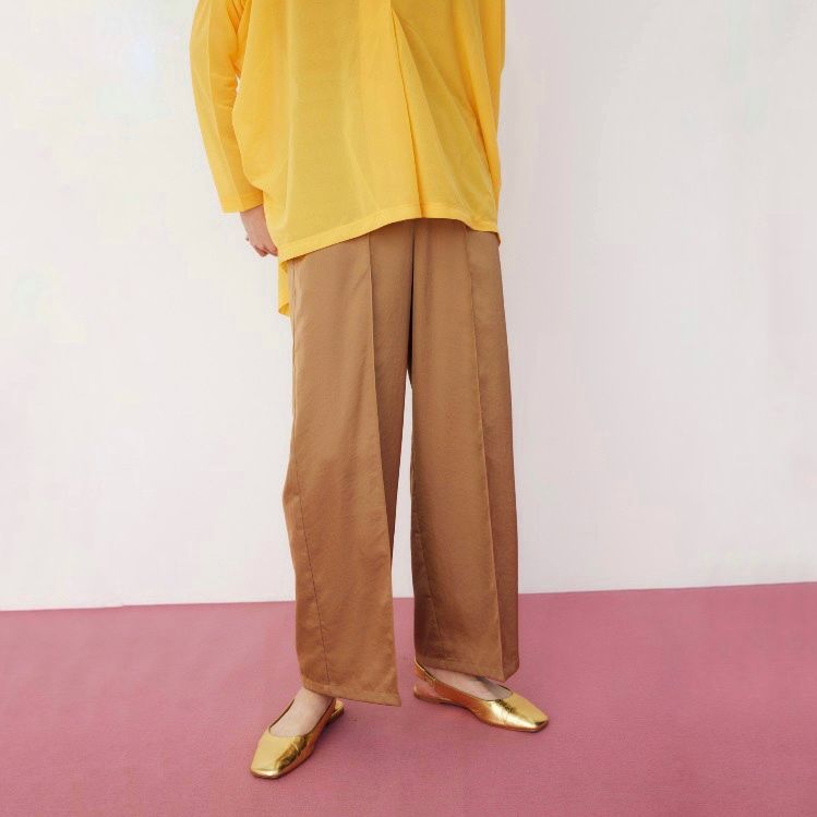 【残り一点】Center Press Satin Pants