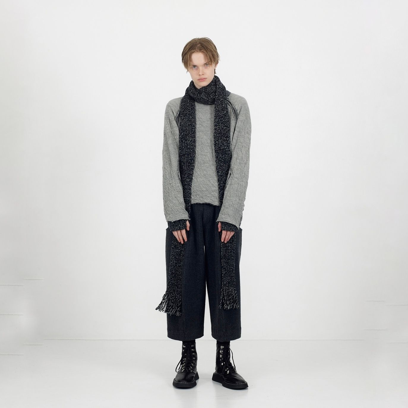 【再販売通知受付可能】Paneled Long Sleeve T Shirt