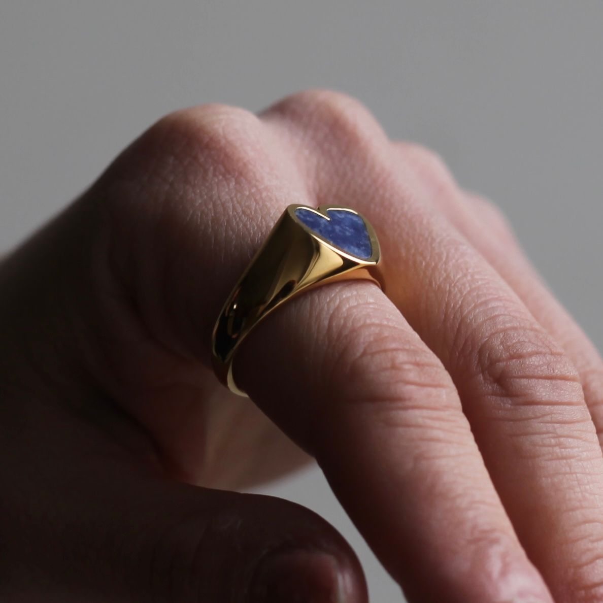 PREEK - 【お取り寄せ注文可能】Rough Heart Sodalite Stone Ring ...