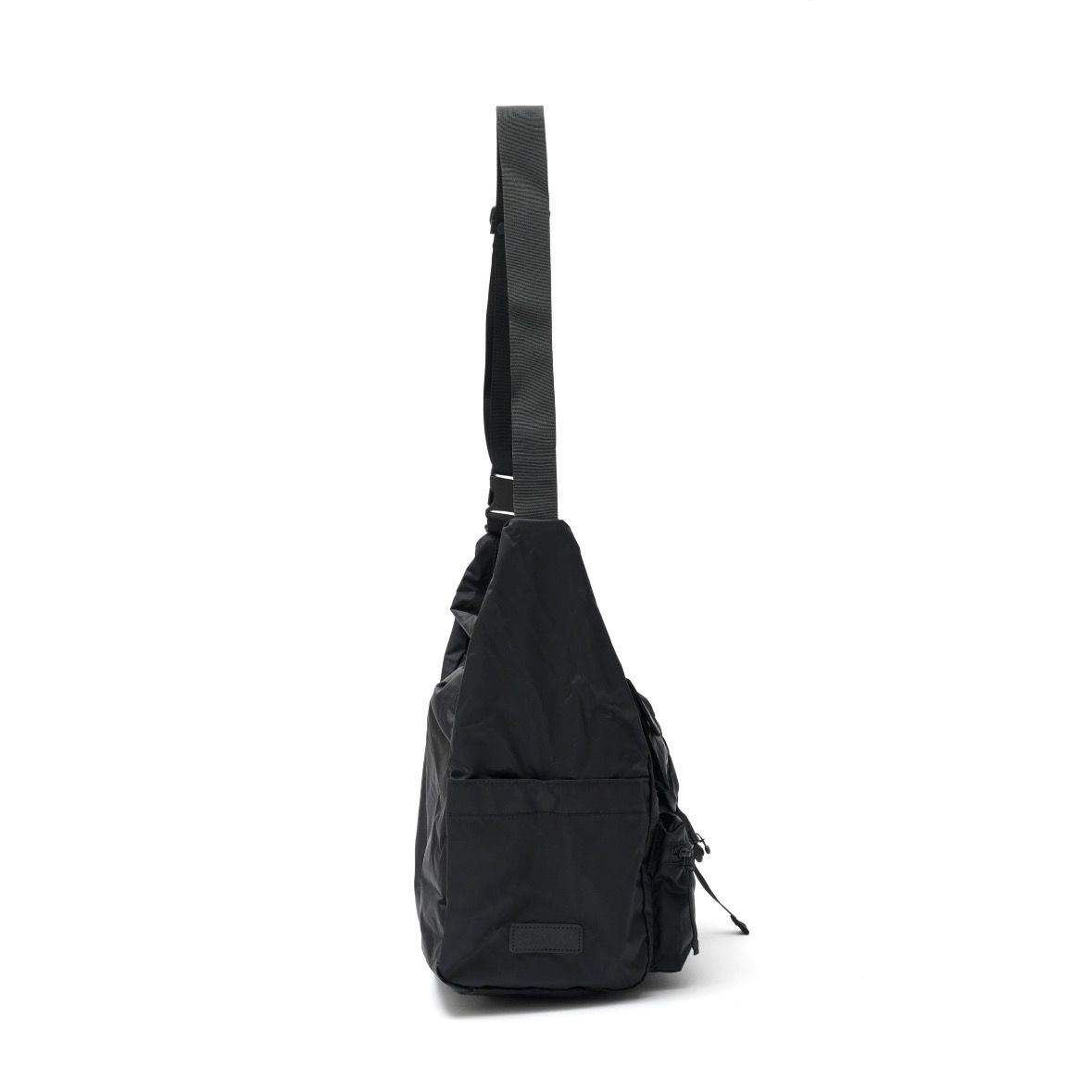 【再販売通知受付可能】3 Pockets Shoulder Bag