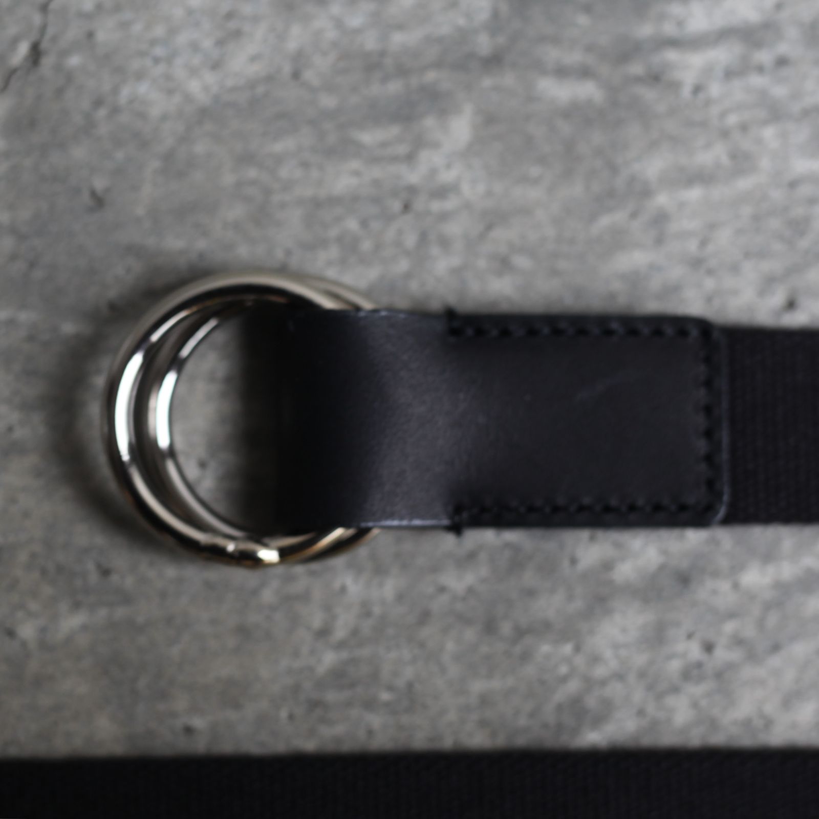 ジョンローレンスサリバン Pin Buckle Belt With D-Ring+solidarischer