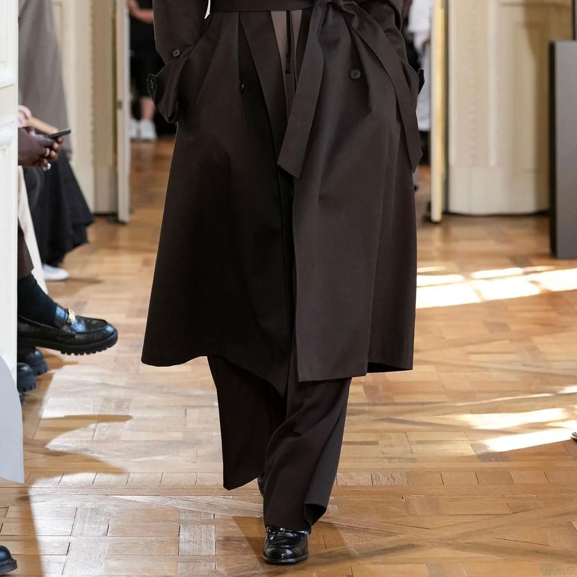 【残りわずか】Extra Wide Trousers(2/90 WOOL GABARDINE)