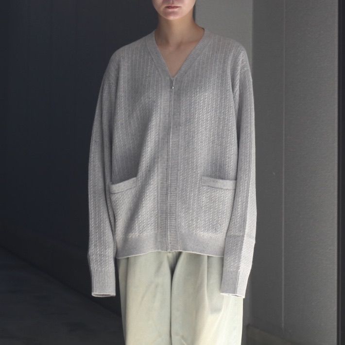 【残り一点】Nep V Zip-up Cardigan