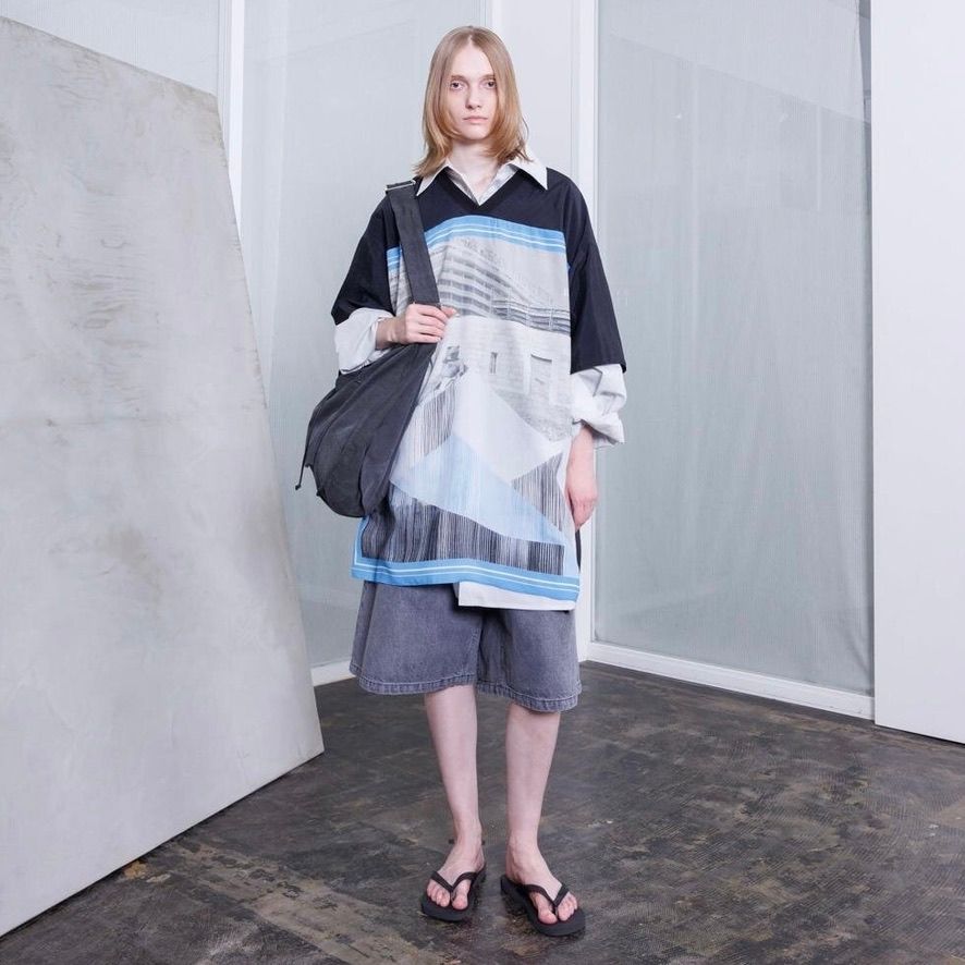 【残り一点】ランドスケープフォトVネックTEE