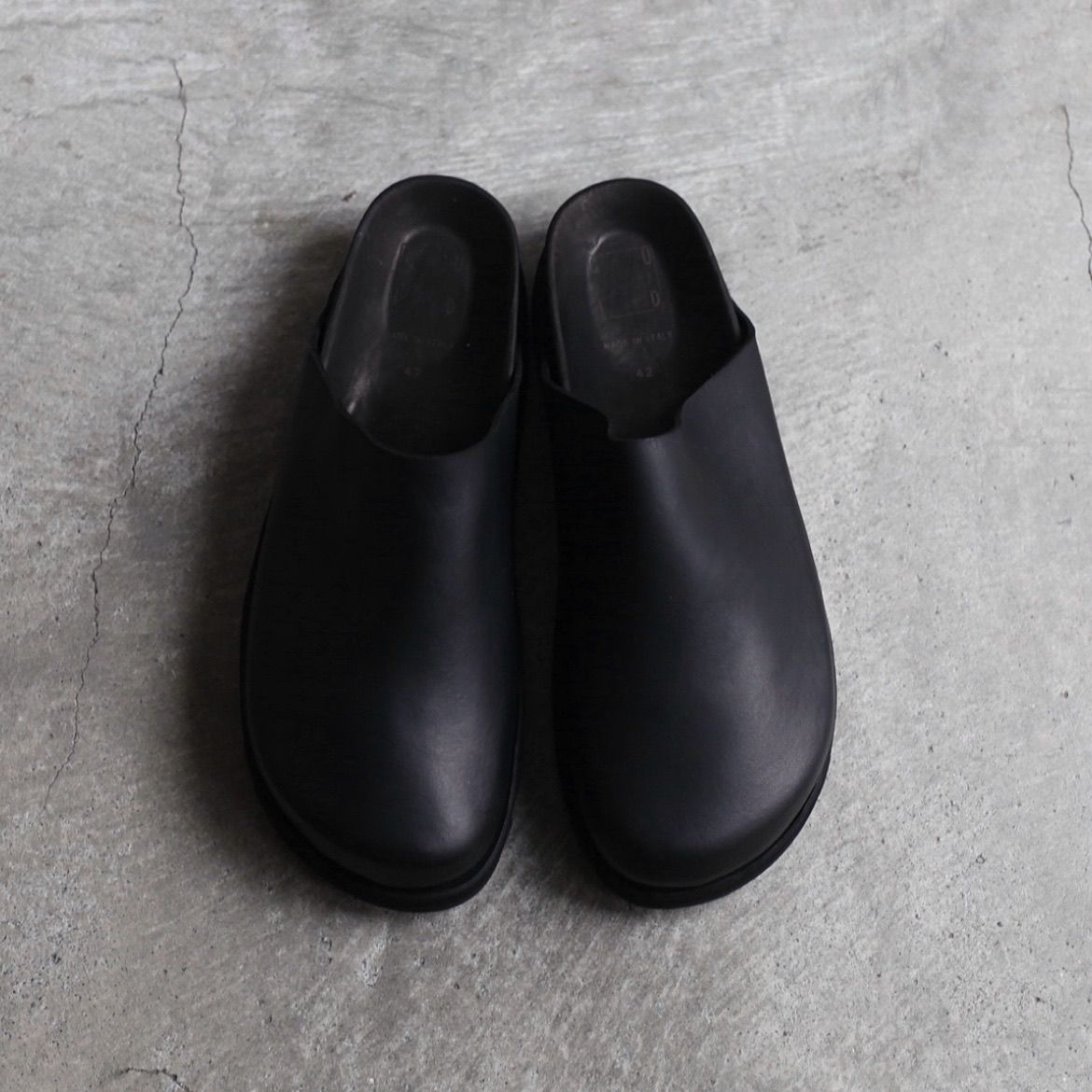 【関税込み】Guidi ブラック 4891P スリッポン Guidi: ブラック 4891P スリッポン | SSENSE 日本