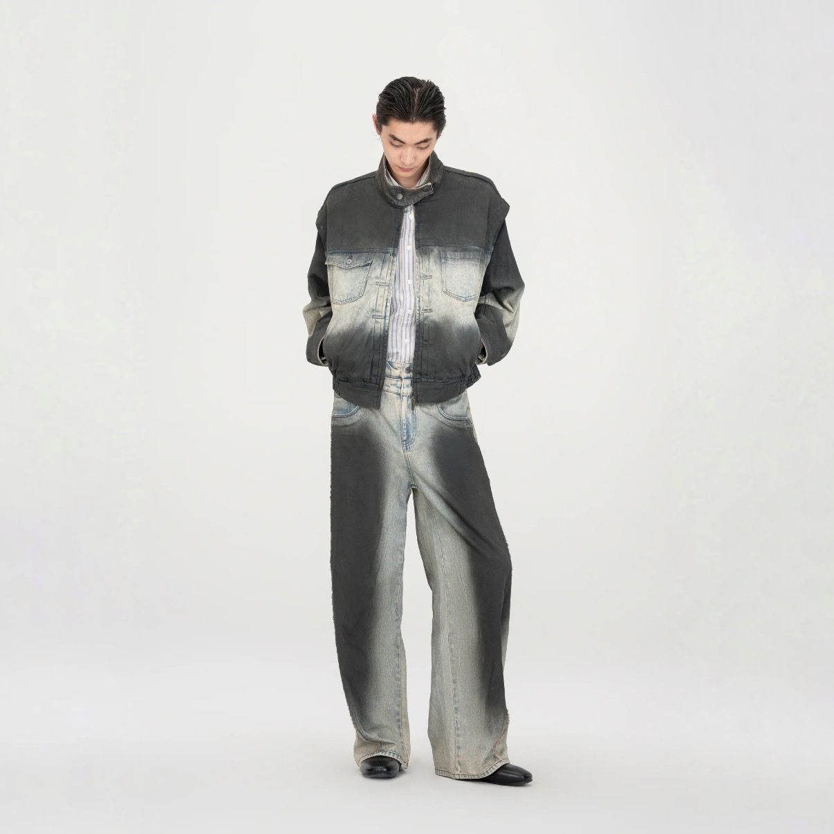 【残り一点】Blue to Black Ombre Denim Stand Collar Jacket
