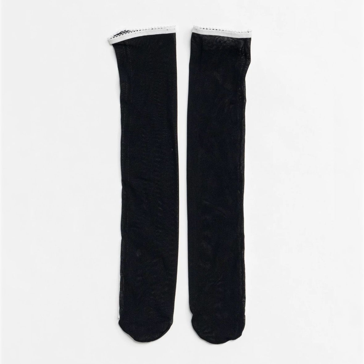 【残り一点】Sheer Line Socks