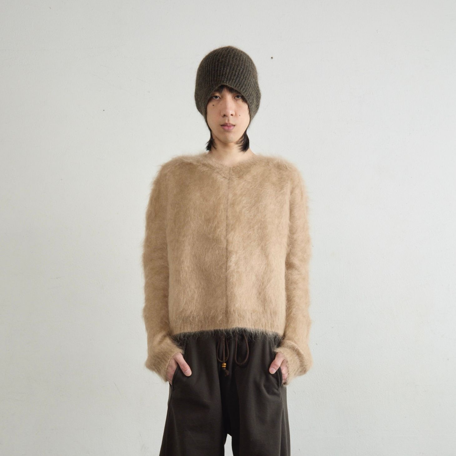 【残り一点】Brushed Mohair V-Neck Sweater