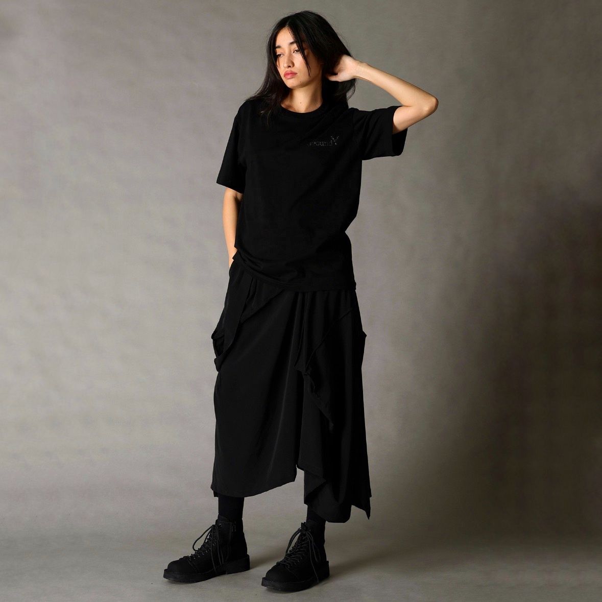 【残り一点】ブラックダイアカットソー