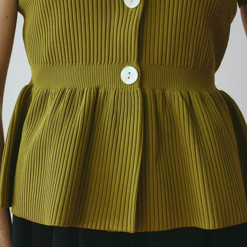 【残り一点】Flare Hem Knit Tops