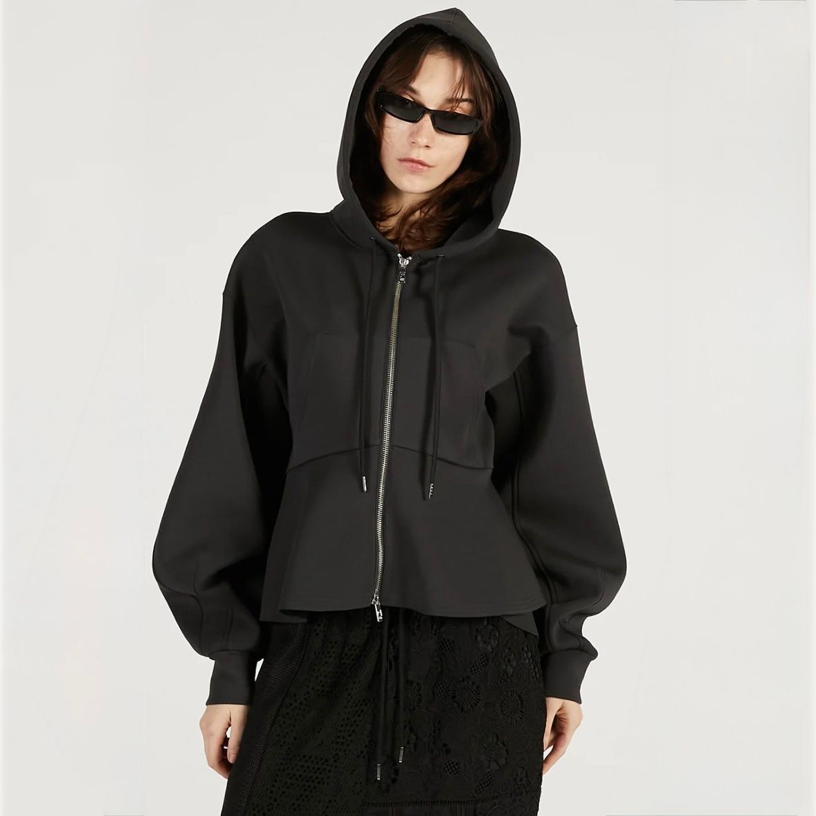 【残り一点】ペプラムフーディパーカー