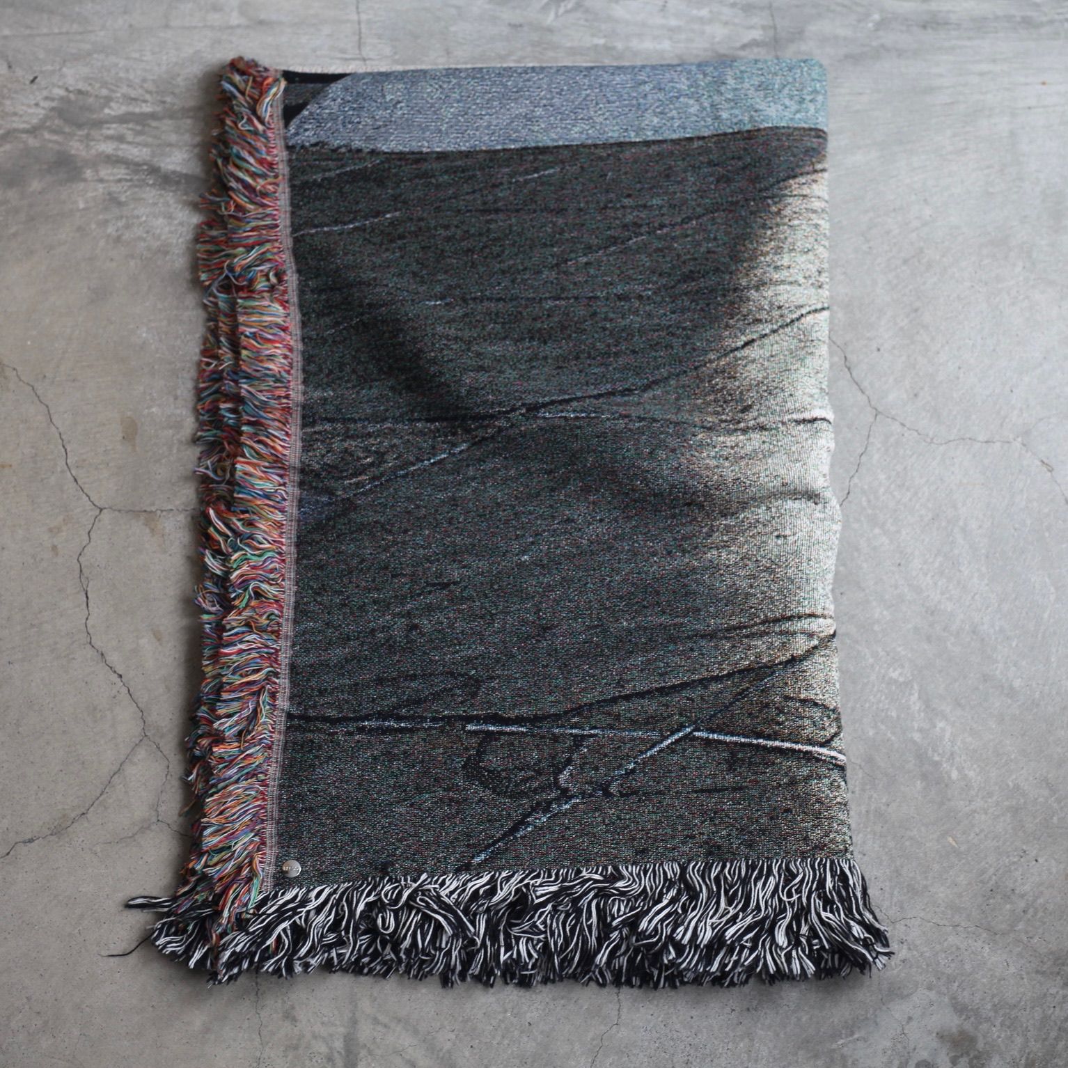 【残り一点】Niemeyer White Dome Blanket