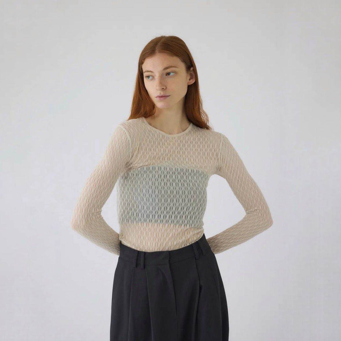 【再販売通知受付可能】Lace Knitting Tops