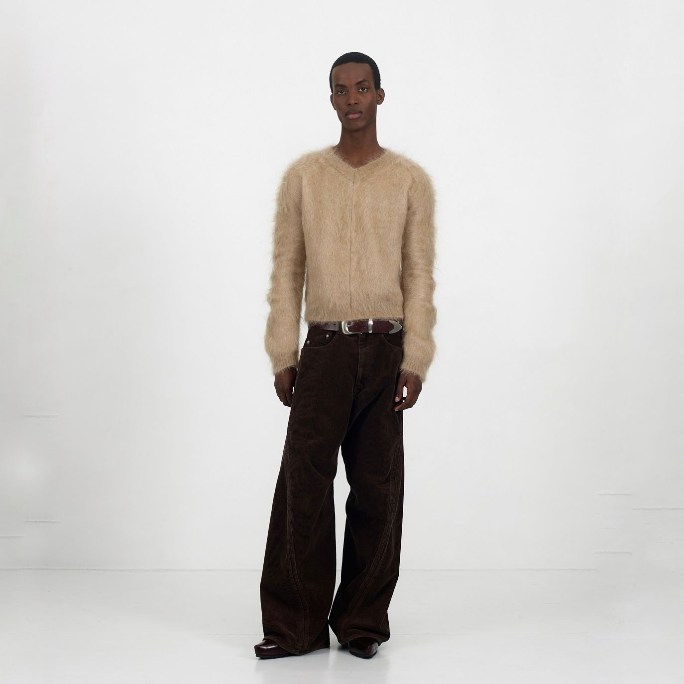 【残り一点】Brushed Mohair V-Neck Sweater