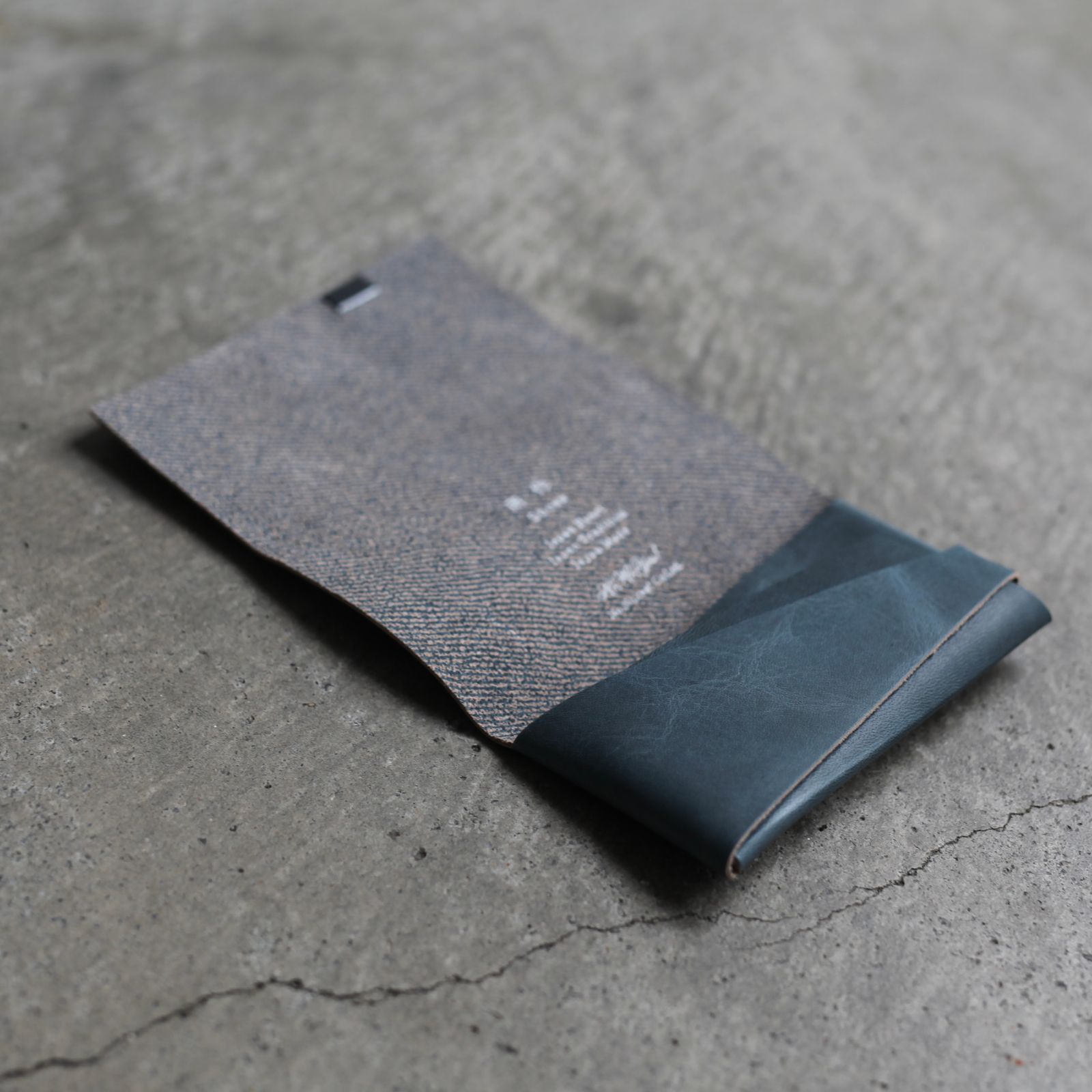 【残り一点】カードケース