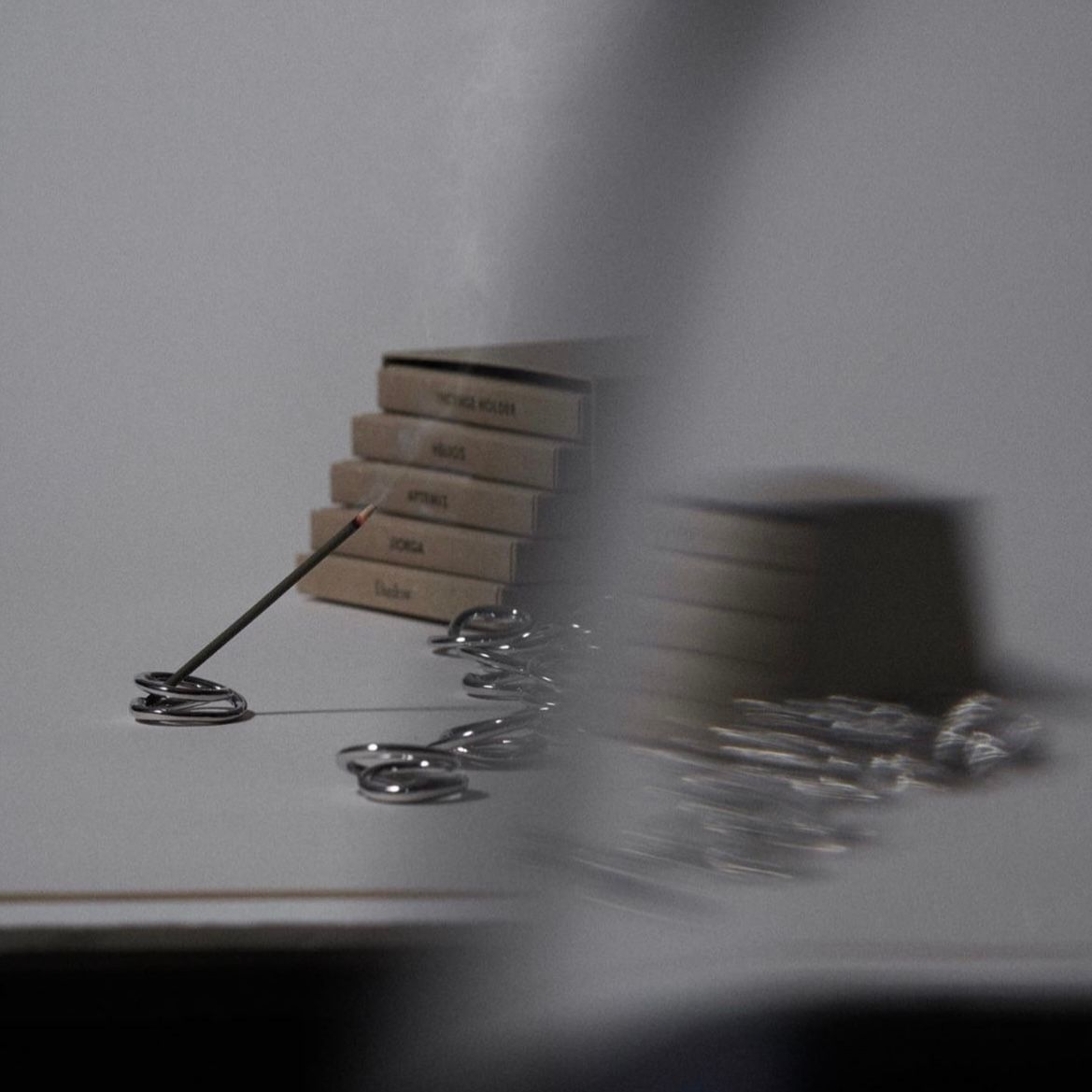 【残りわずか】Book of Incense Sticks(No.041)