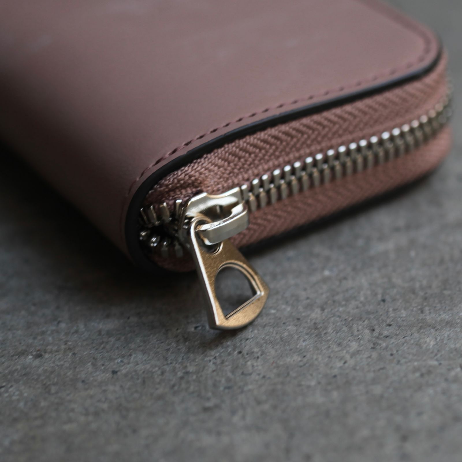 【残りわずか】Cristy Coin Card WLT(BRIDLE)