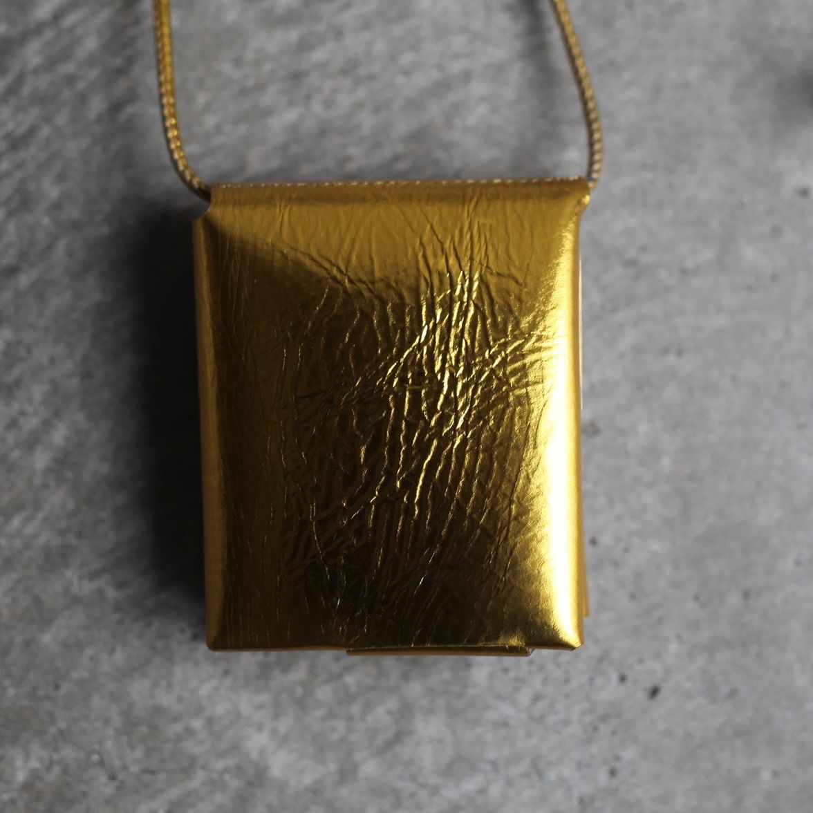 【残り一点】Metallic String Purse
