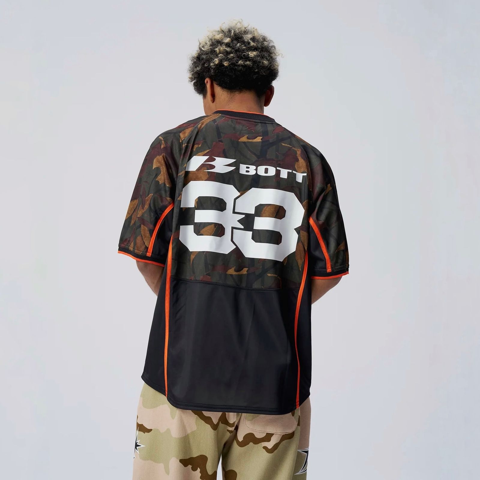 【残り一点】Camo Football Shirt