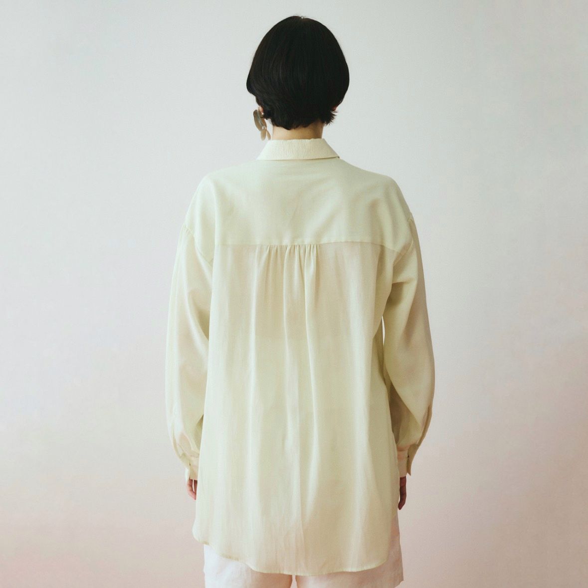 【残り一点】Round Hem Shirt