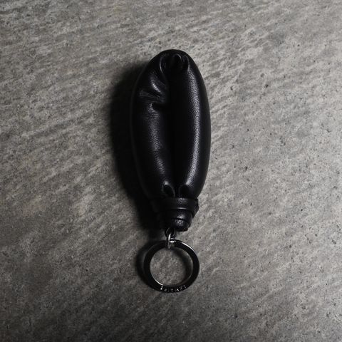 【再販売通知受付可能】Wadded Key Holder(SOFT NAPPA LEATHER)