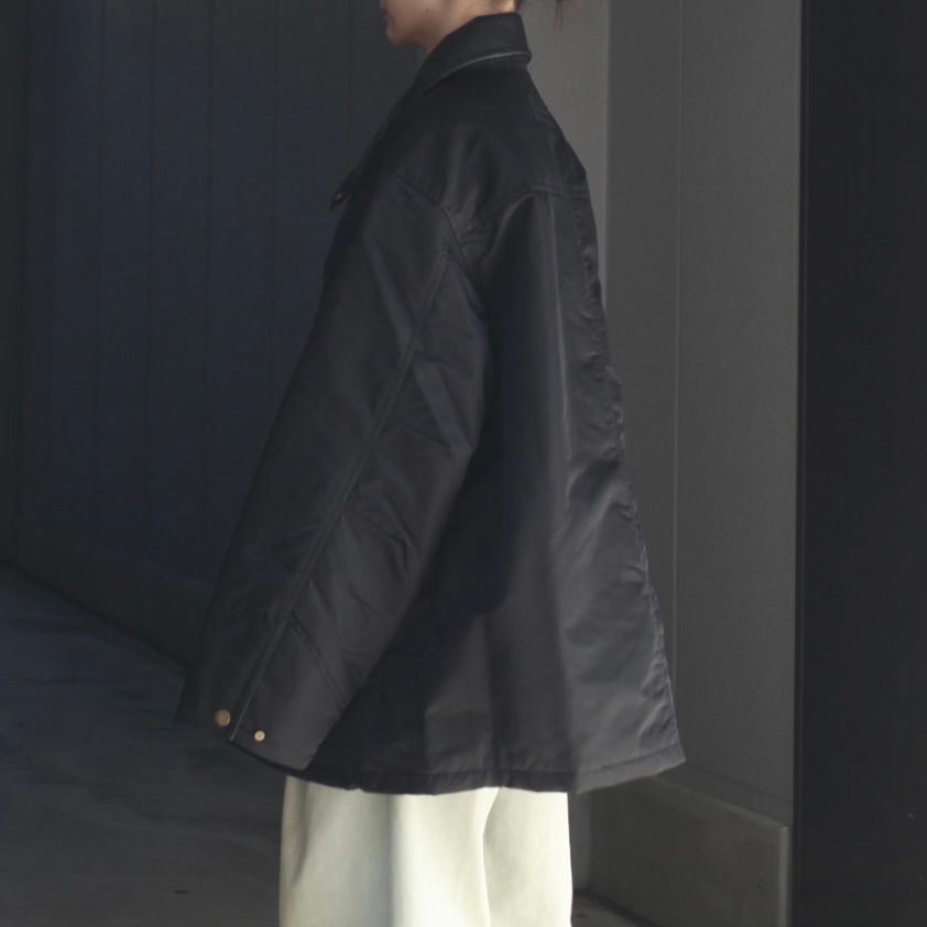 【残り一点】Black Nylon Padded Jacket with PU Collar