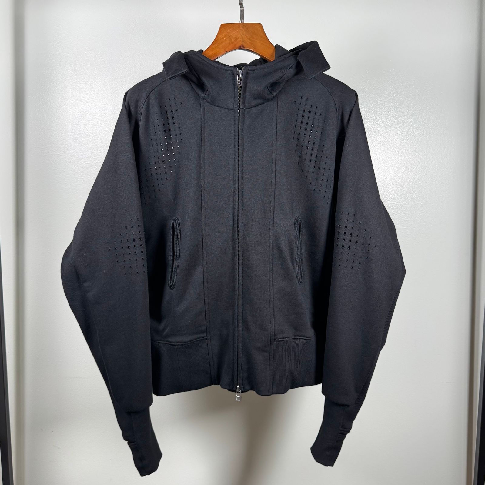 【残り一点】Jian Hoodie