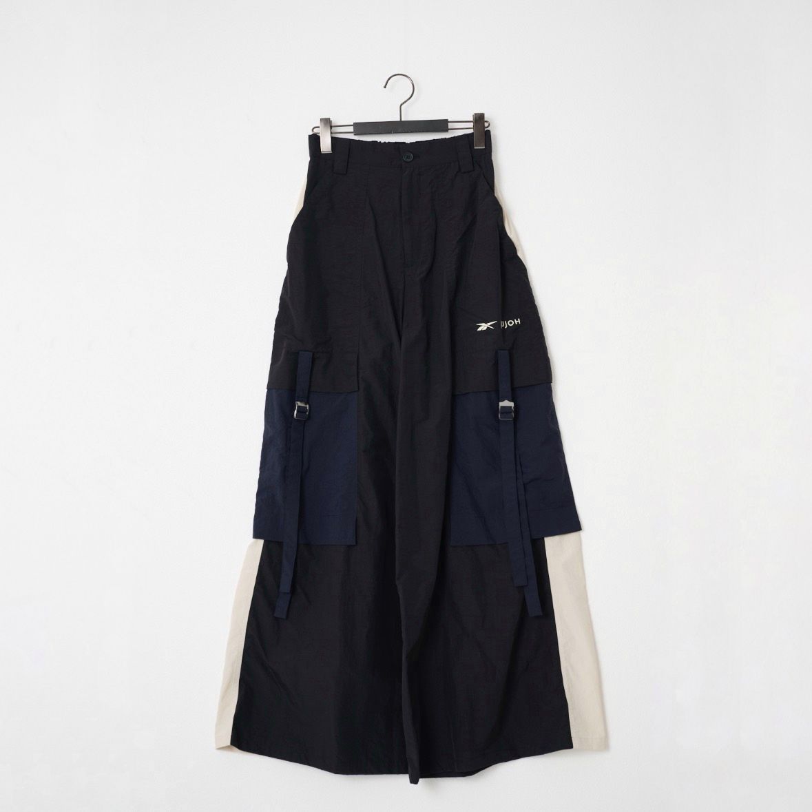 【残り一点】Wide Flare Cargo Pnt