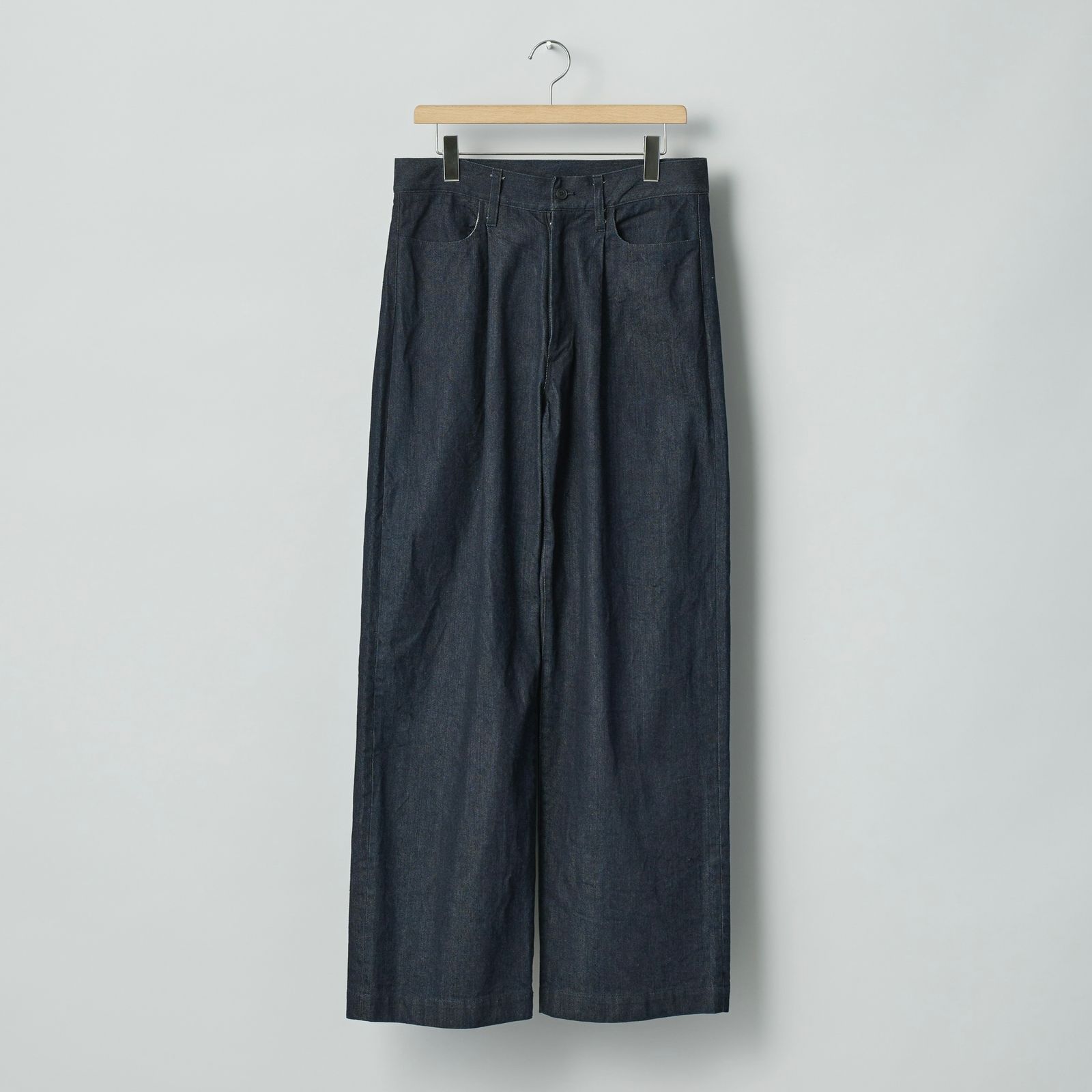 【残り一点】One Tuck Wide Denim Jeans