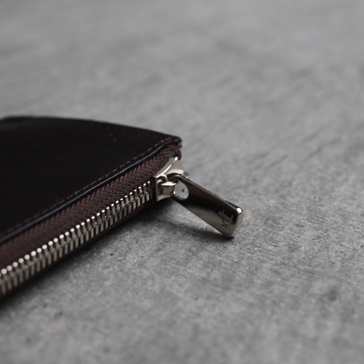 【残り一点】L Zip Wallet(CHOCO)