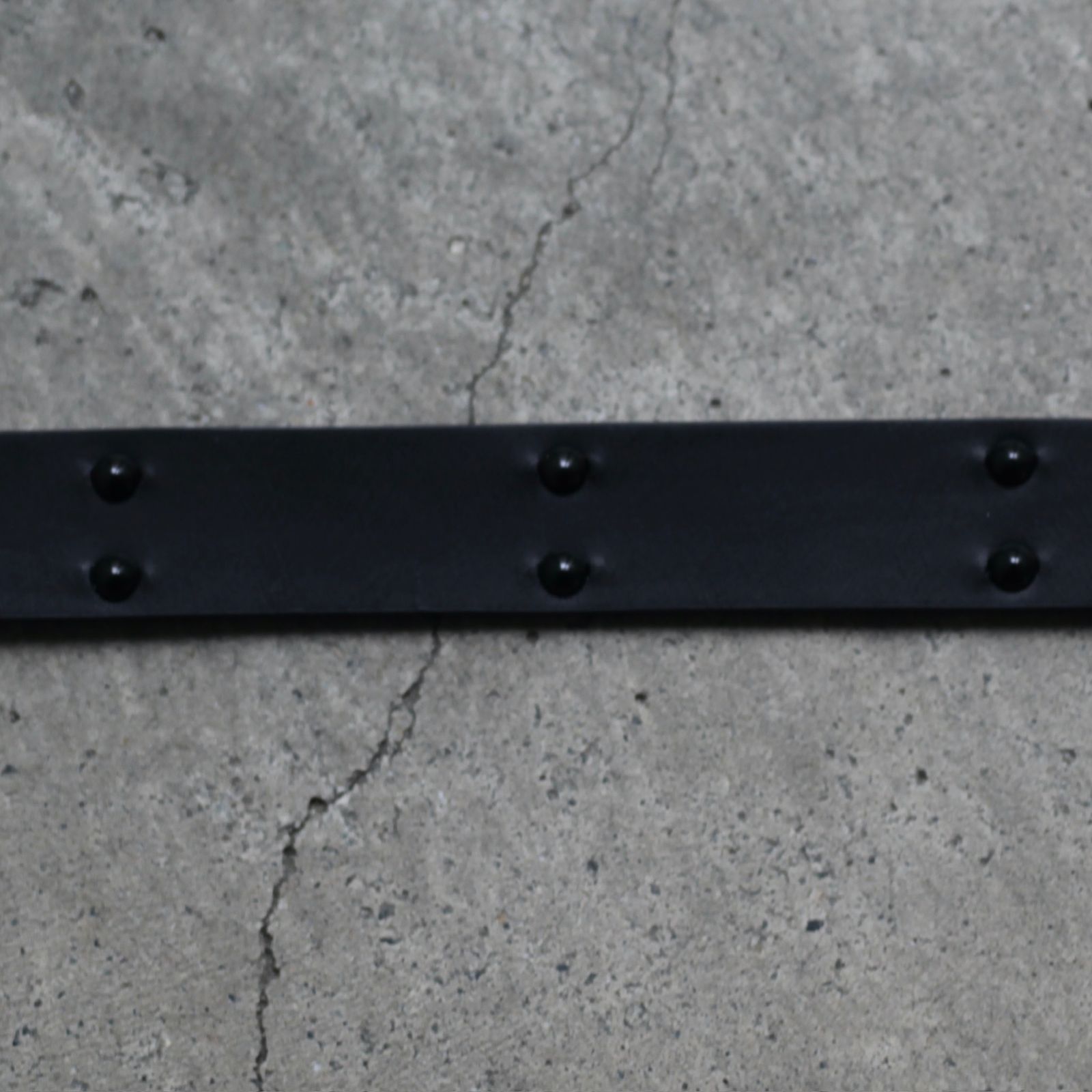 【残り一点】Herrie Holeless Studs Belt(THUG)