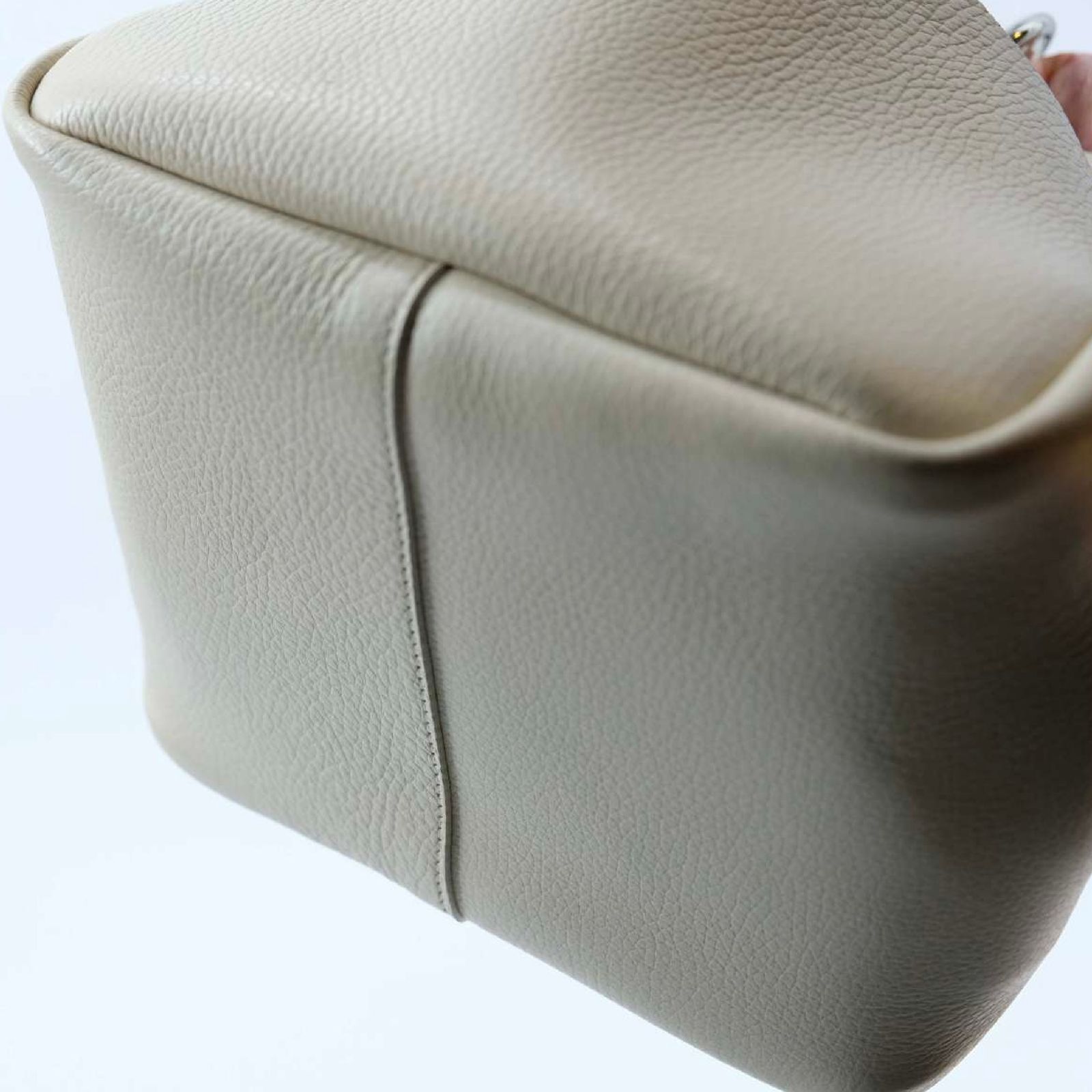 【残りわずか】Cube Ring Muff