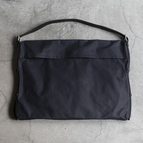 【残りわずか】Trench Pocket Medium Bag