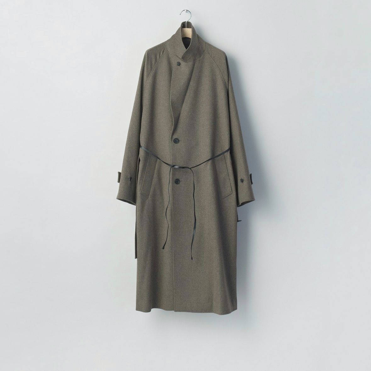 【残り一点】Wool Doeskin Oversized Peak Lapel Chester Coat