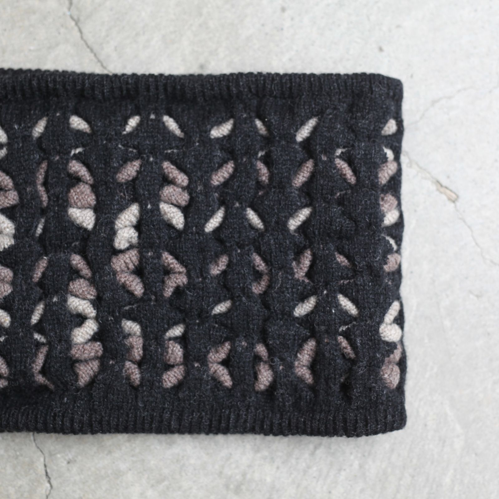 【残り一点】Tuck Pattern Neck Warmer